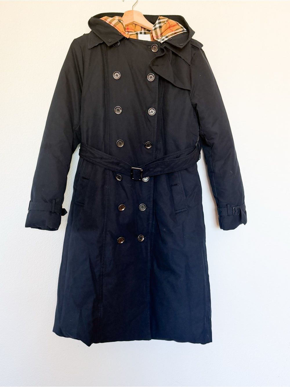 Burberry Double-Breasted Winter Coat with Hood size Large